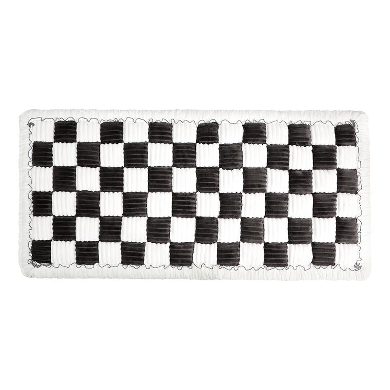 Ultimate Comfort for Your Furry Friend: Non-Slip Plaid Pet Bed Mat Perfect for Car Backseat Travel!