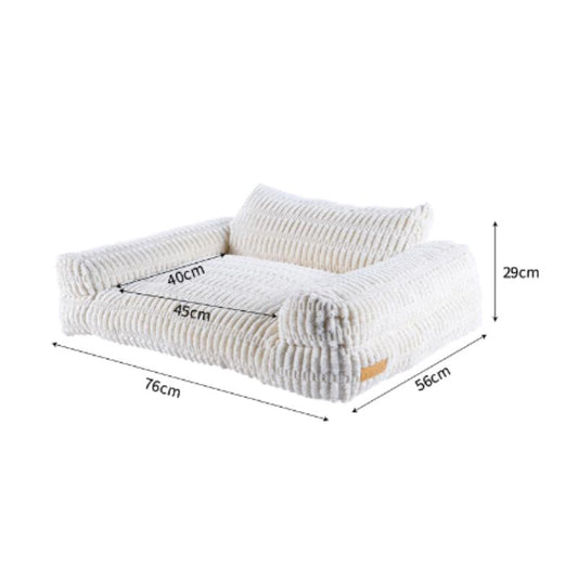 Indulge Your Pets in Luxury: Hand-Woven Waterproof Pet Bed with Non-Slip Base for Ultimate Comfort and Relaxation