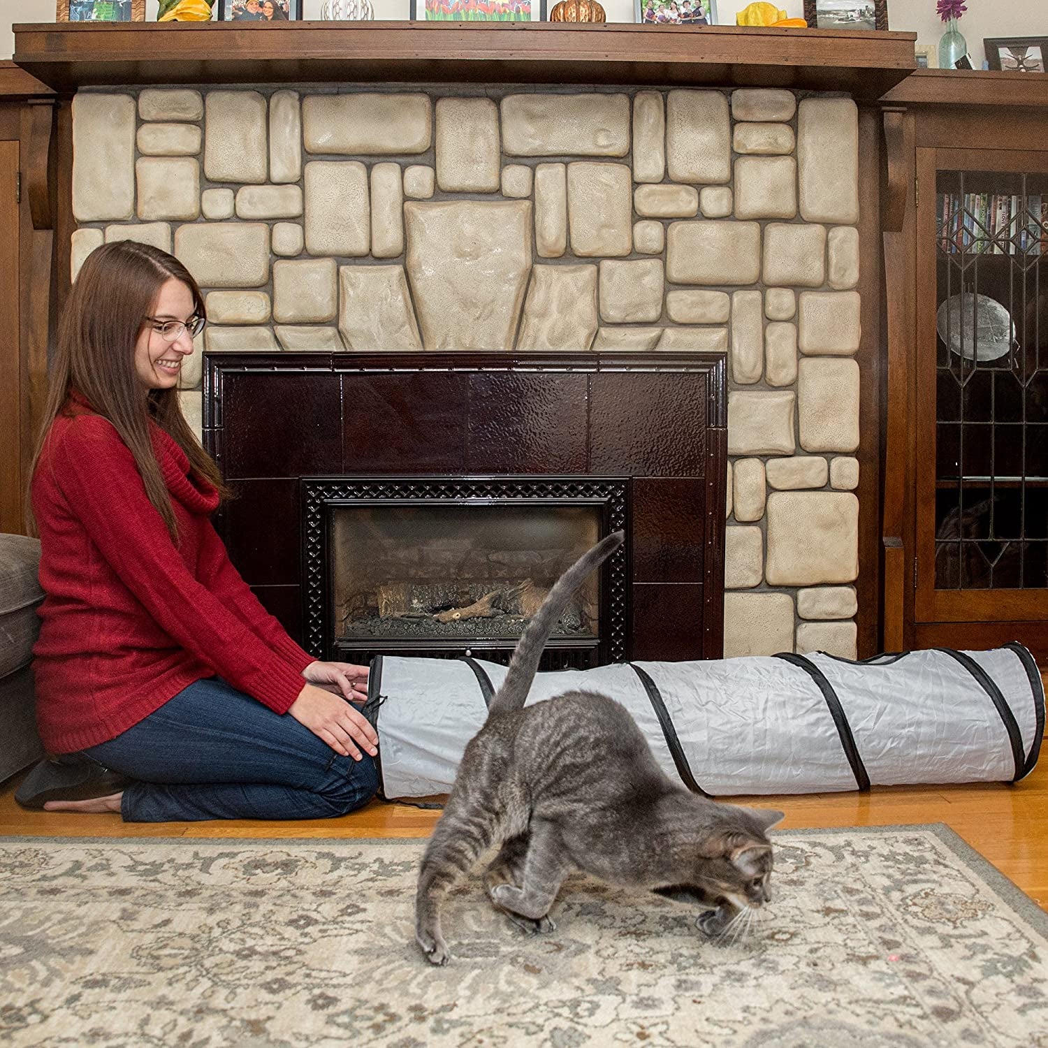 Exciting Cat Tunnel for Indoor Play - Collapsible Pop-Up Tube with Peek Holes and Ball for Endless Fun!